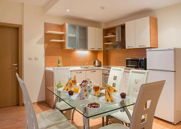 Garden Of Eden Pmg Свети-Влас