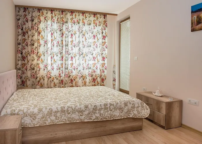 райска градина Pmg Апартамент *